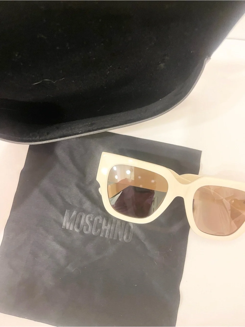 Moschino Cream Square Sunglasses with Gold Pearl Medallion with Case Dust Cloth